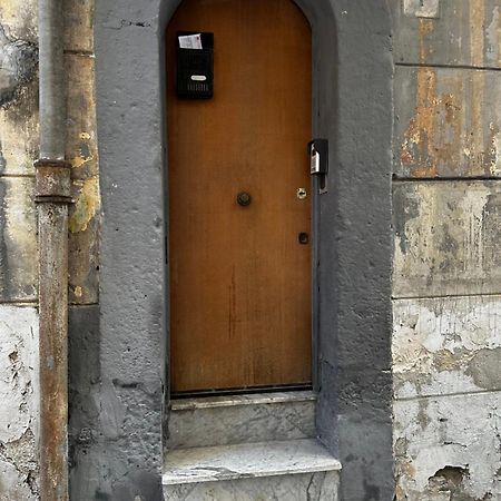 Rose'S House Hotel Napoli Bagian luar foto